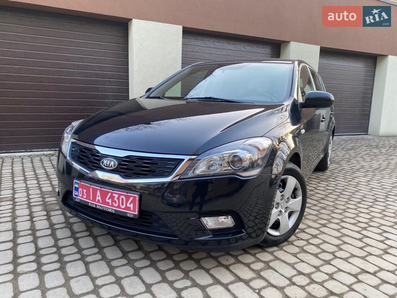 Хэтчбек Kia Ceed 2012 в Коломые