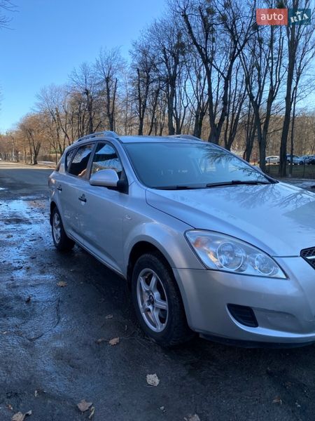 Универсал Kia Ceed 2008 в Киеве