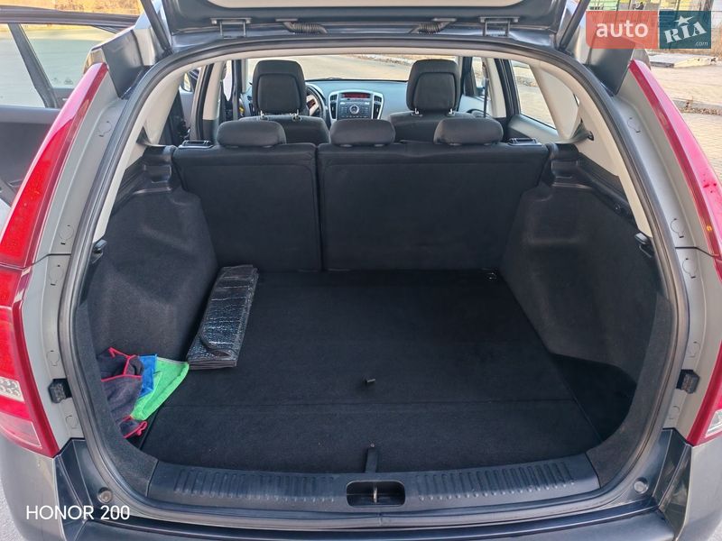 Универсал Kia Ceed 2012 в Кременчуге