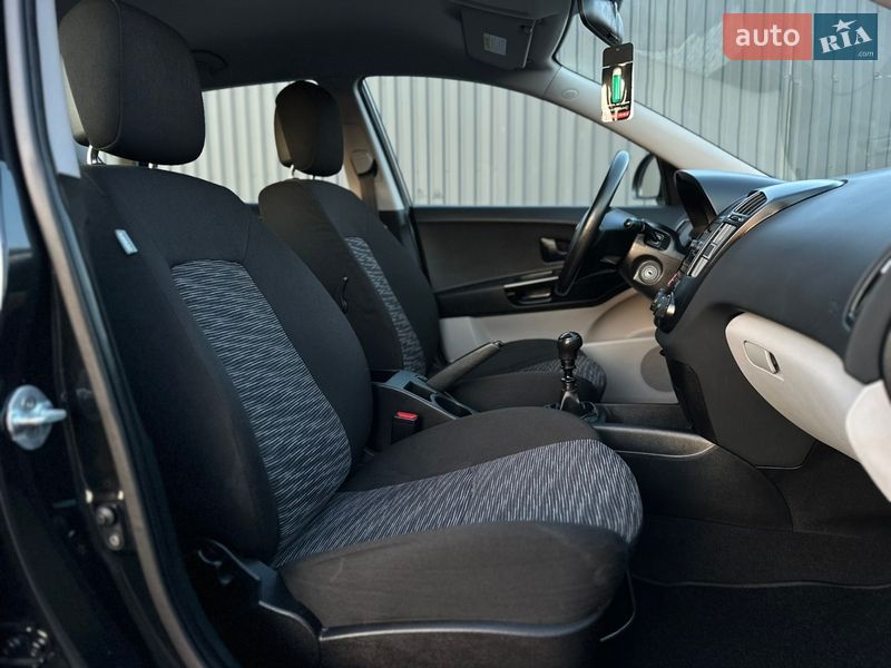 Хетчбек Kia Ceed 2008 в Вінниці