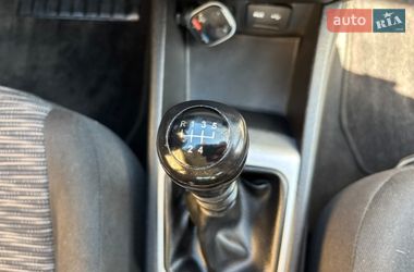 Хэтчбек Kia Ceed 2008 в Хороле