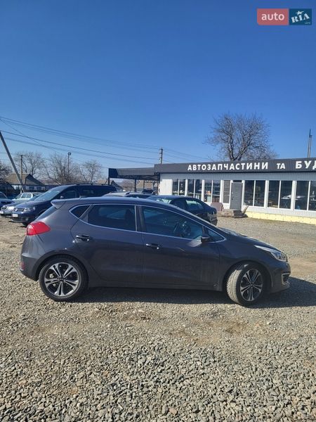 Хэтчбек Kia Ceed 2017 в Новоархангельске