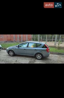 Универсал Kia Ceed 2009 в Южноукраинске