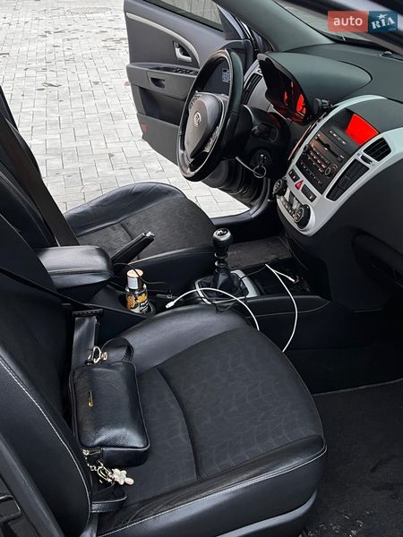 Универсал Kia Ceed 2008 в Кривом Роге