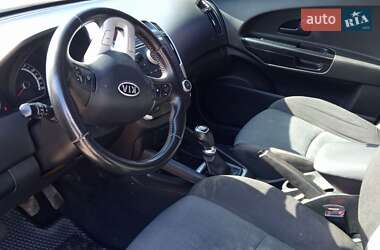 Универсал Kia Ceed 2010 в Умани