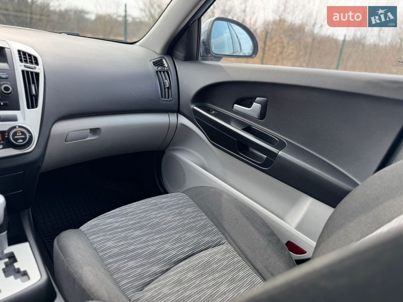 Універсал Kia Ceed 2009 в Дрогобичі фото 36 Універсал Kia Ceed 2009 в Дрогобичі