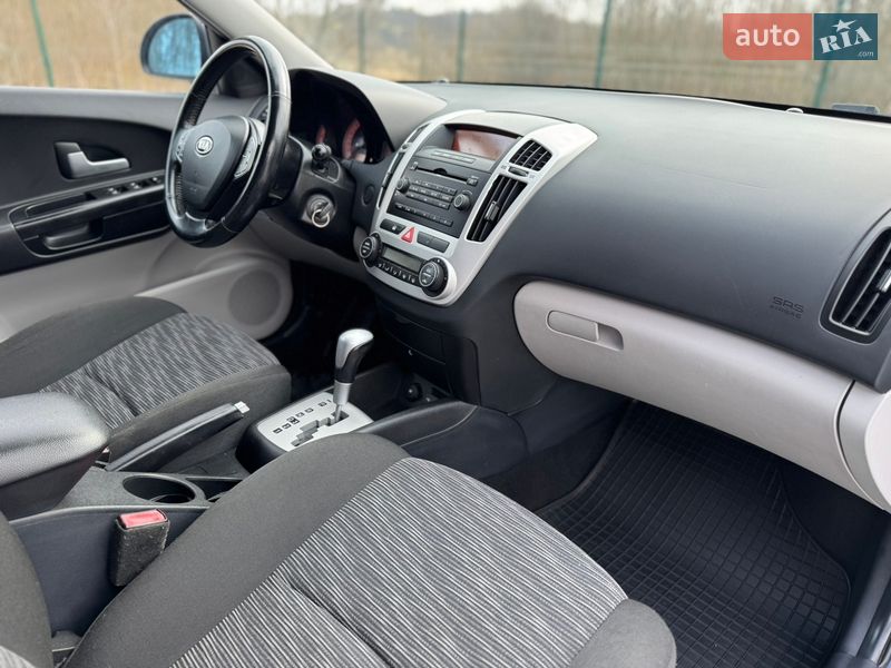 Універсал Kia Ceed 2009 в Дрогобичі фото 46 Універсал Kia Ceed 2009 в Дрогобичі