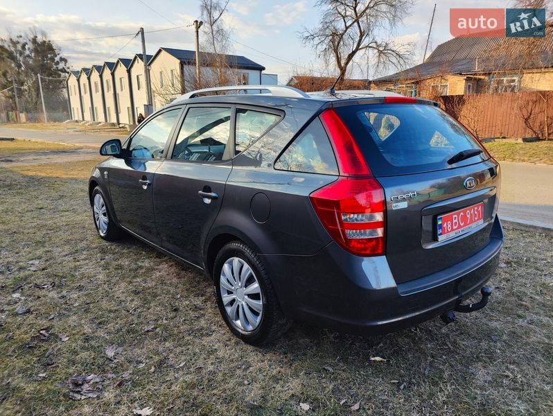 Универсал Kia Ceed 2009 в Киеве