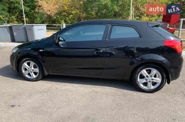 Хэтчбек Kia Ceed 2008 в Харькове