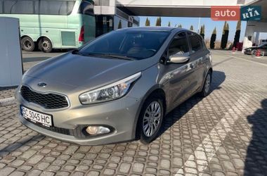 Хэтчбек Kia Ceed 2013 в Львове