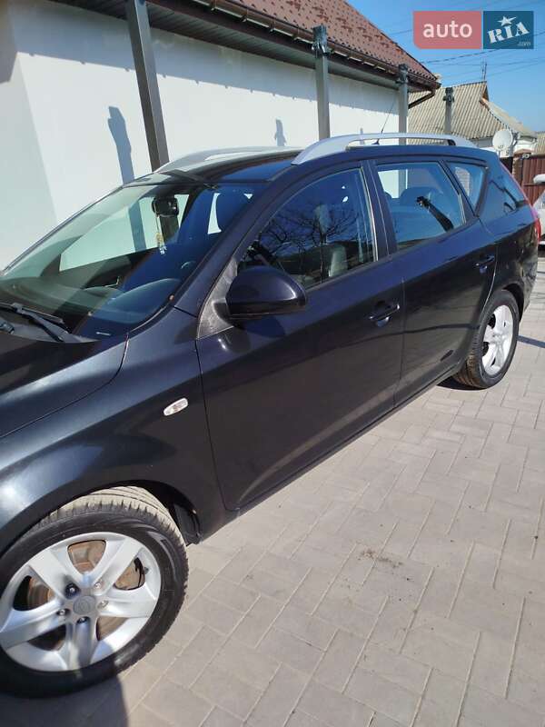 Универсал Kia Ceed 2007 в Умани