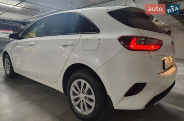 Хэтчбек Kia Ceed 2021 в Днепре