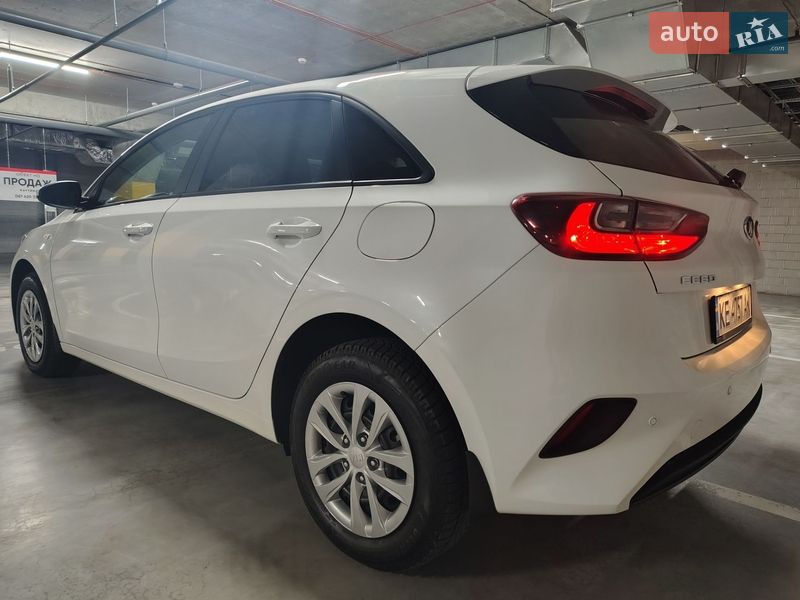 Хэтчбек Kia Ceed 2021 в Днепре