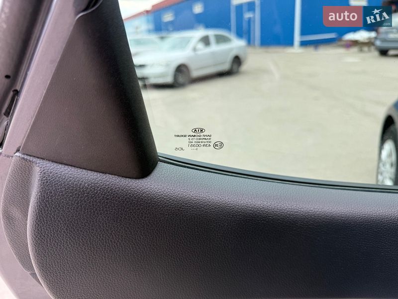 Хетчбек Kia Ceed 2013 в Запоріжжі фото 61 Хетчбек Kia Ceed 2013 в Запоріжжі