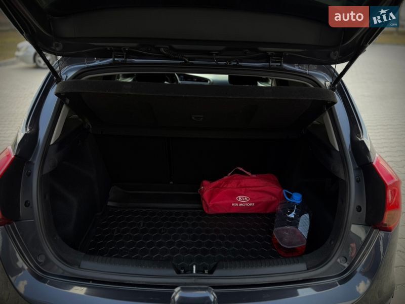 Хэтчбек Kia Ceed 2016 в Тульчине