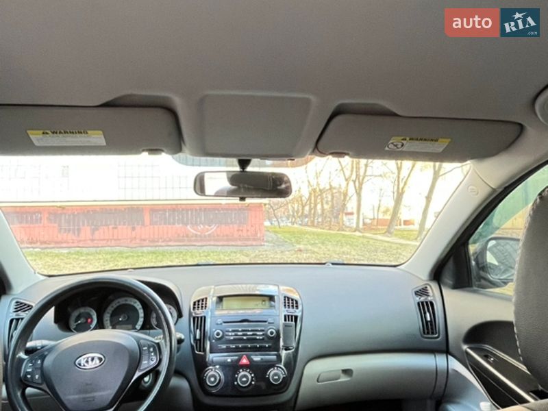 Хетчбек Kia Ceed 2008 в Києві фото 8 Хетчбек Kia Ceed 2008 в Києві