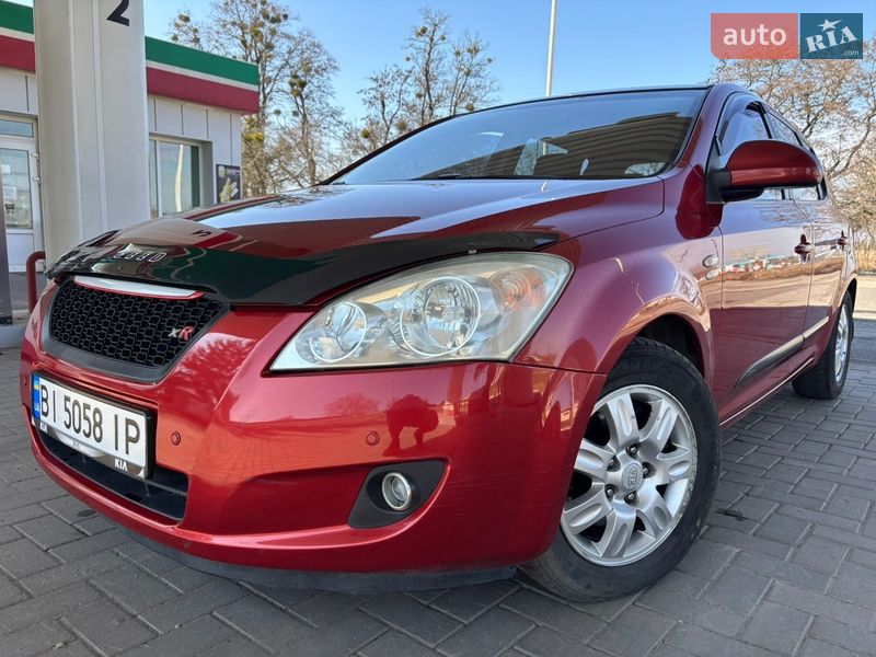 Хетчбек Kia Ceed 2008 в Гадячі