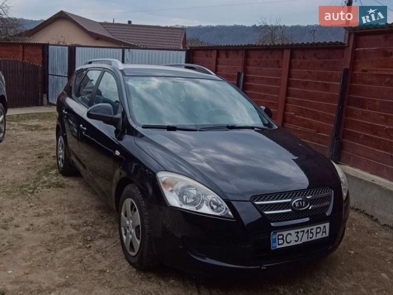 Універсал Kia Ceed 2009 в Коломиї
