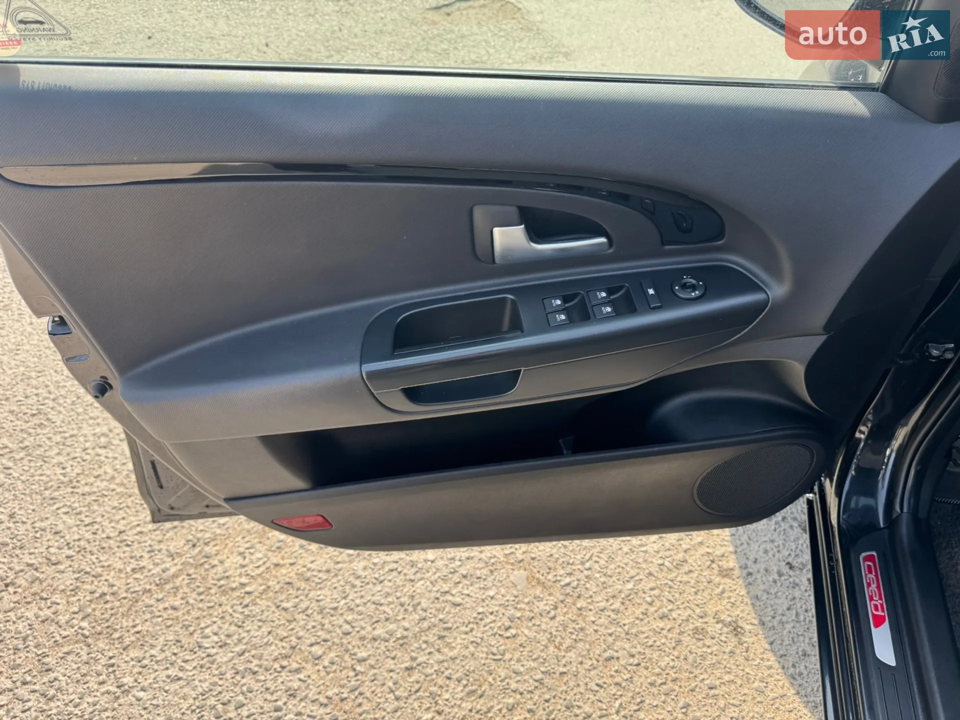 2010 Kia Cee'd - мініатюра 18