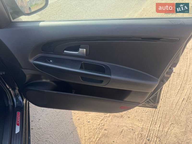 Універсал Kia Ceed 2010 в Луцьку