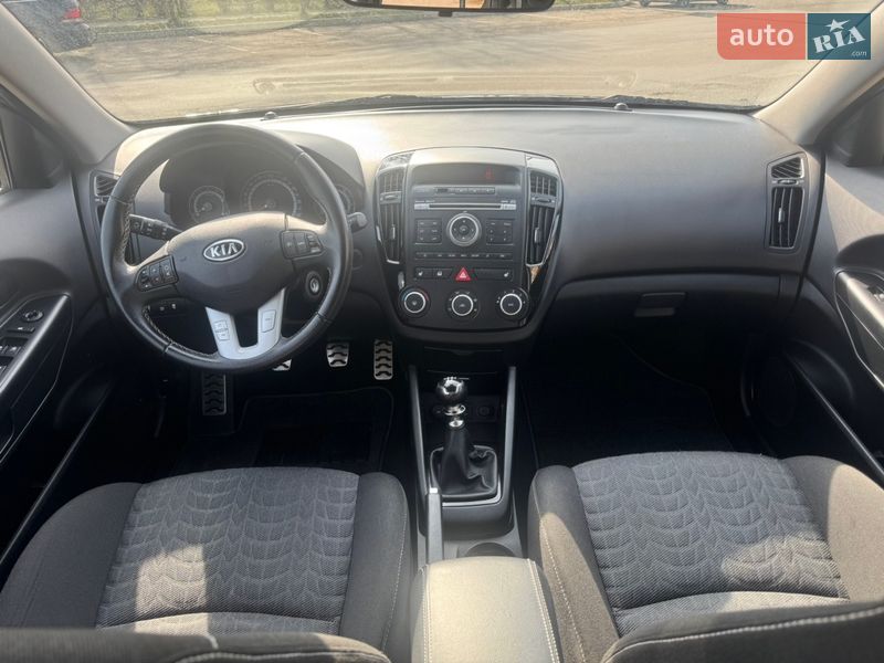 Универсал Kia Ceed 2010 в Луцке фото 28 Универсал Kia Ceed 2010 в Луцке