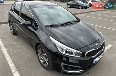 Хетчбек Kia Ceed 2016 в Києві