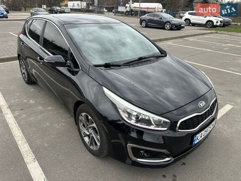 Хэтчбек Kia Ceed 2016 в Киеве