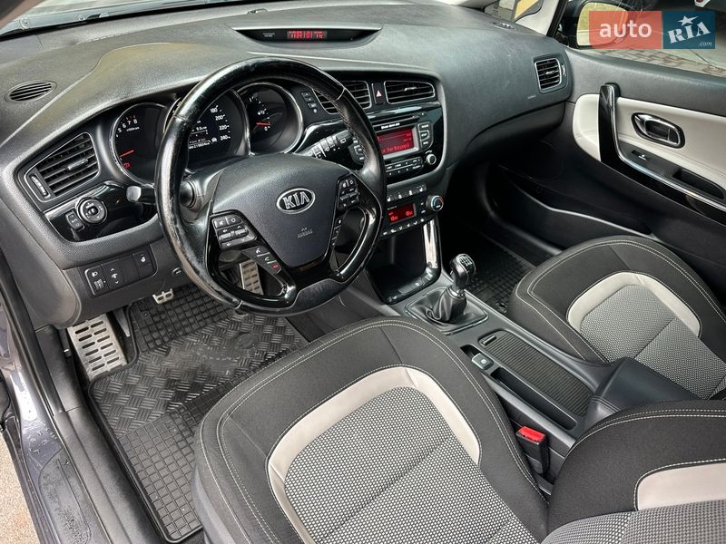 Хэтчбек Kia Ceed 2013 в Киеве фото 18 Хэтчбек Kia Ceed 2013 в Киеве