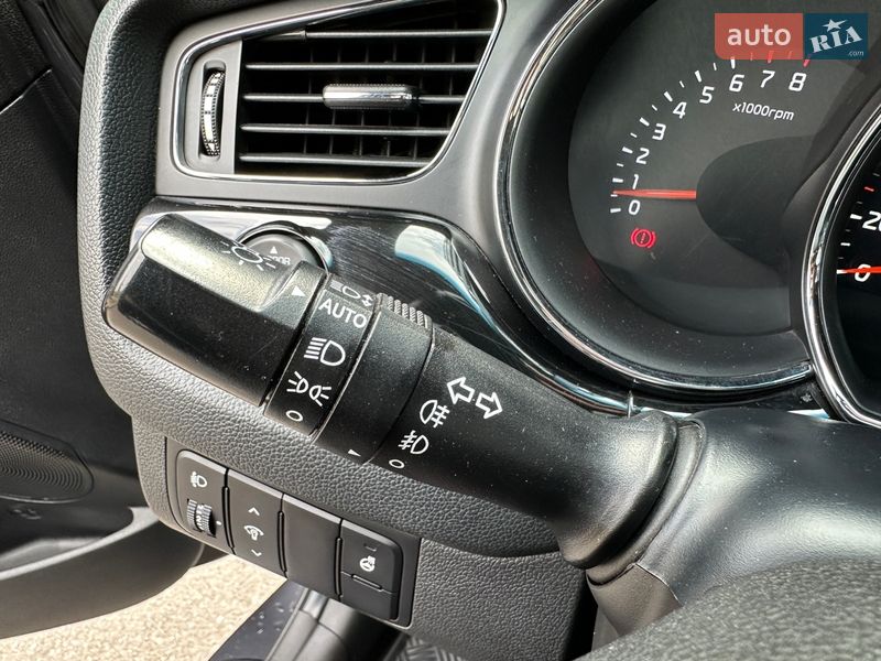 Хэтчбек Kia Ceed 2013 в Киеве фото 40 Хэтчбек Kia Ceed 2013 в Киеве