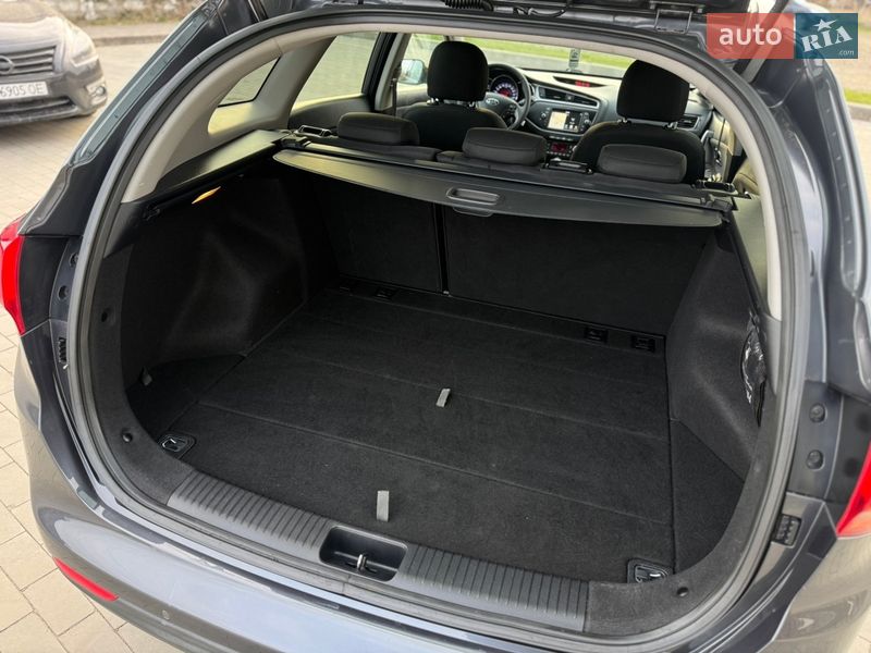 Универсал Kia Ceed 2017 в Луцке