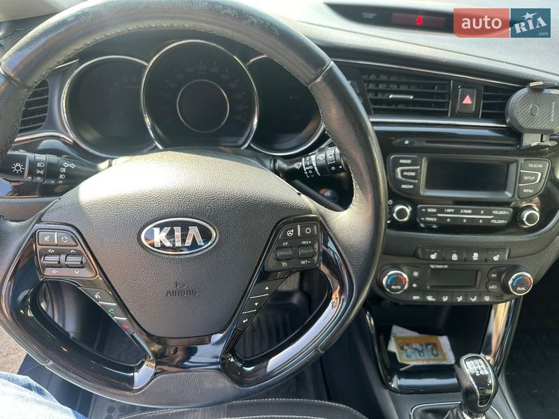 Хэтчбек Kia Ceed 2016 в Буче