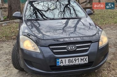 Универсал Kia Ceed 2008 в Ирпене