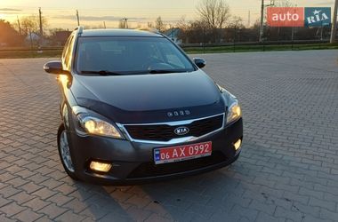 Универсал Kia Ceed 2011 в Звягеле