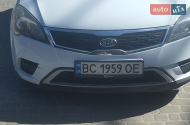 Хетчбек Kia Ceed 2011 в Львові