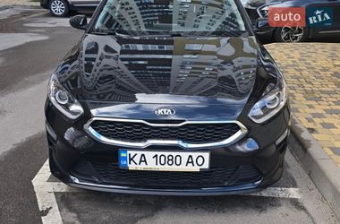Хэтчбек Kia Ceed 2019 в Киеве