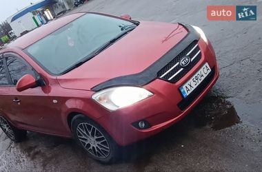 Хэтчбек Kia Ceed 2007 в Полтаве