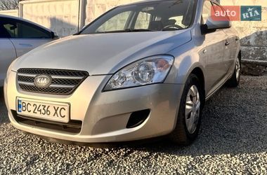 Хэтчбек Kia Ceed 2008 в Львове
