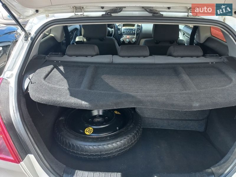 Хэтчбек Kia Ceed 2008 в Кременчуге