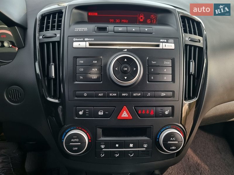 Універсал Kia Ceed 2011 в Вінниці