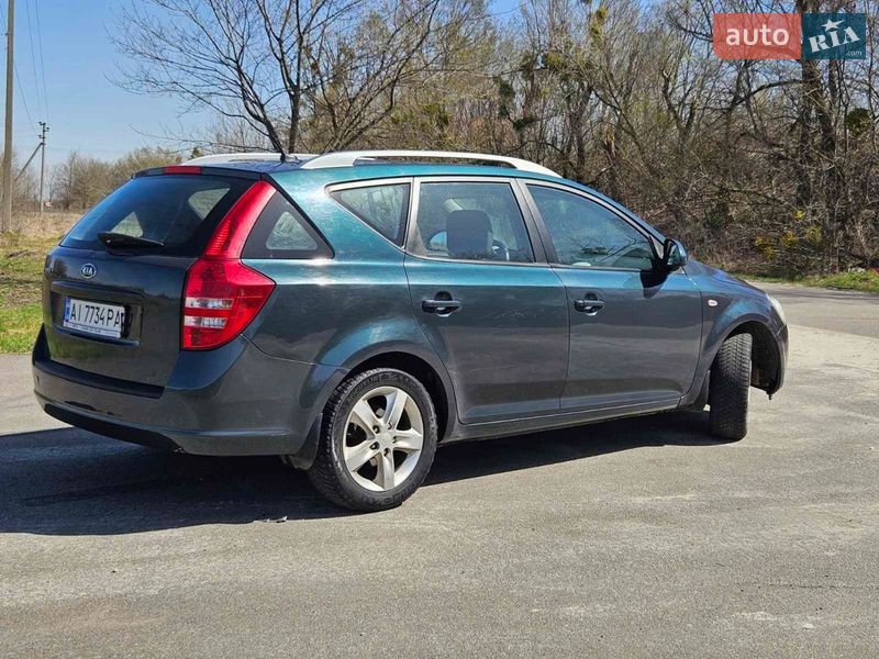 Универсал Kia Ceed 2008 в Обухове