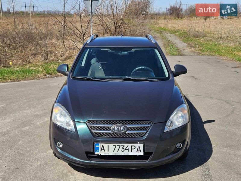Универсал Kia Ceed 2008 в Обухове