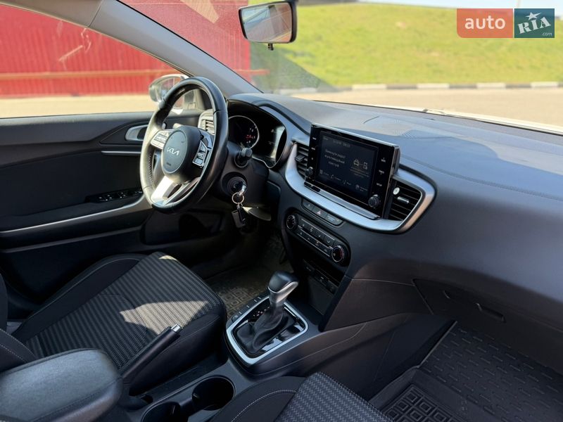Универсал Kia Ceed 2023 в Киеве