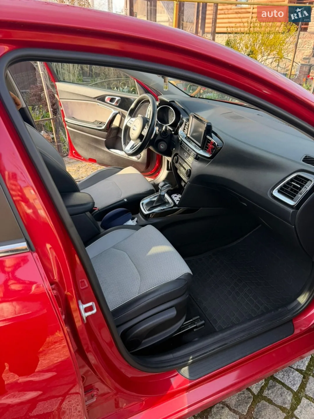 2019 Kia Cee'd - мініатюра 18