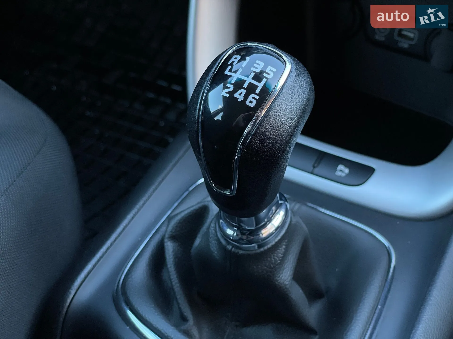 2017 Kia Cee'd - мініатюра 36