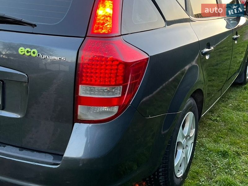 Універсал Kia Ceed 2010 в Львові