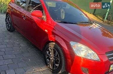 Хетчбек Kia Ceed 2007 в Ужгороді