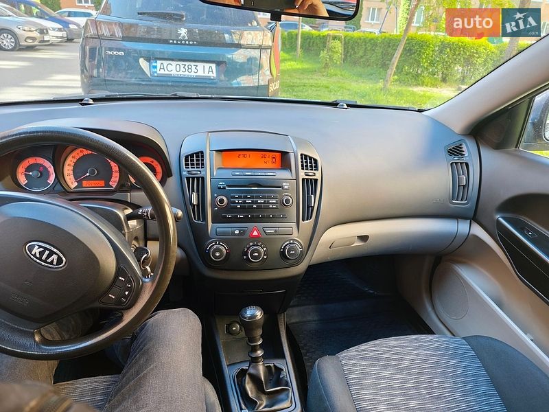 Хэтчбек Kia Ceed 2007 в Луцке фото 4 Хэтчбек Kia Ceed 2007 в Луцке