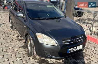 Хэтчбек Kia Ceed 2008 в Полтаве