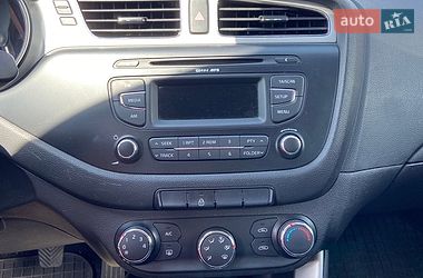 Хэтчбек Kia Ceed 2013 в Львове