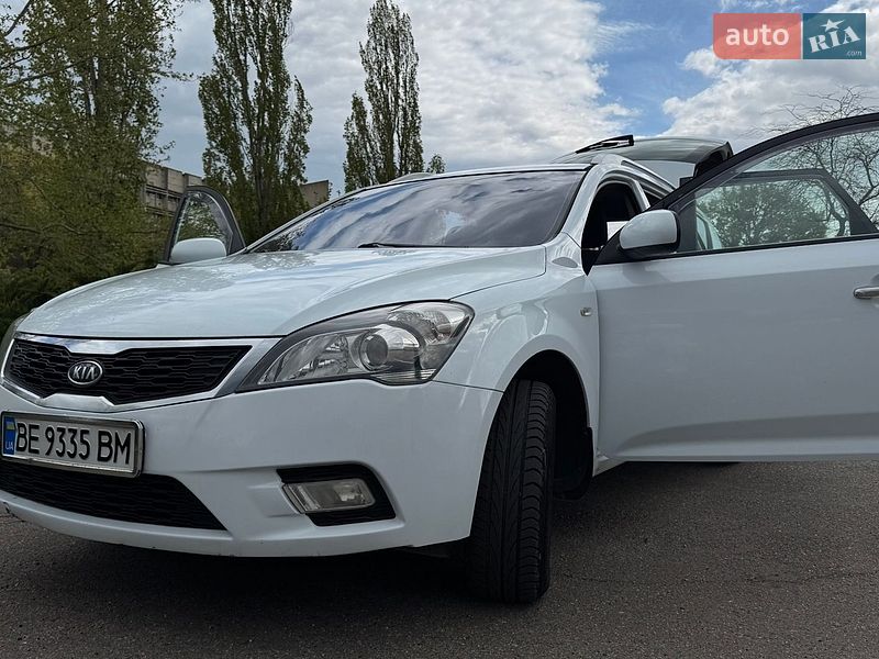 Kia Ceed 2010